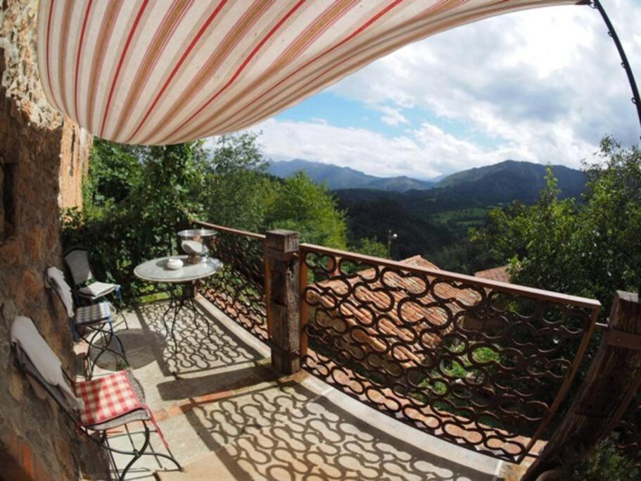 El Nido De La Golondrina Villa Llanes Exterior photo